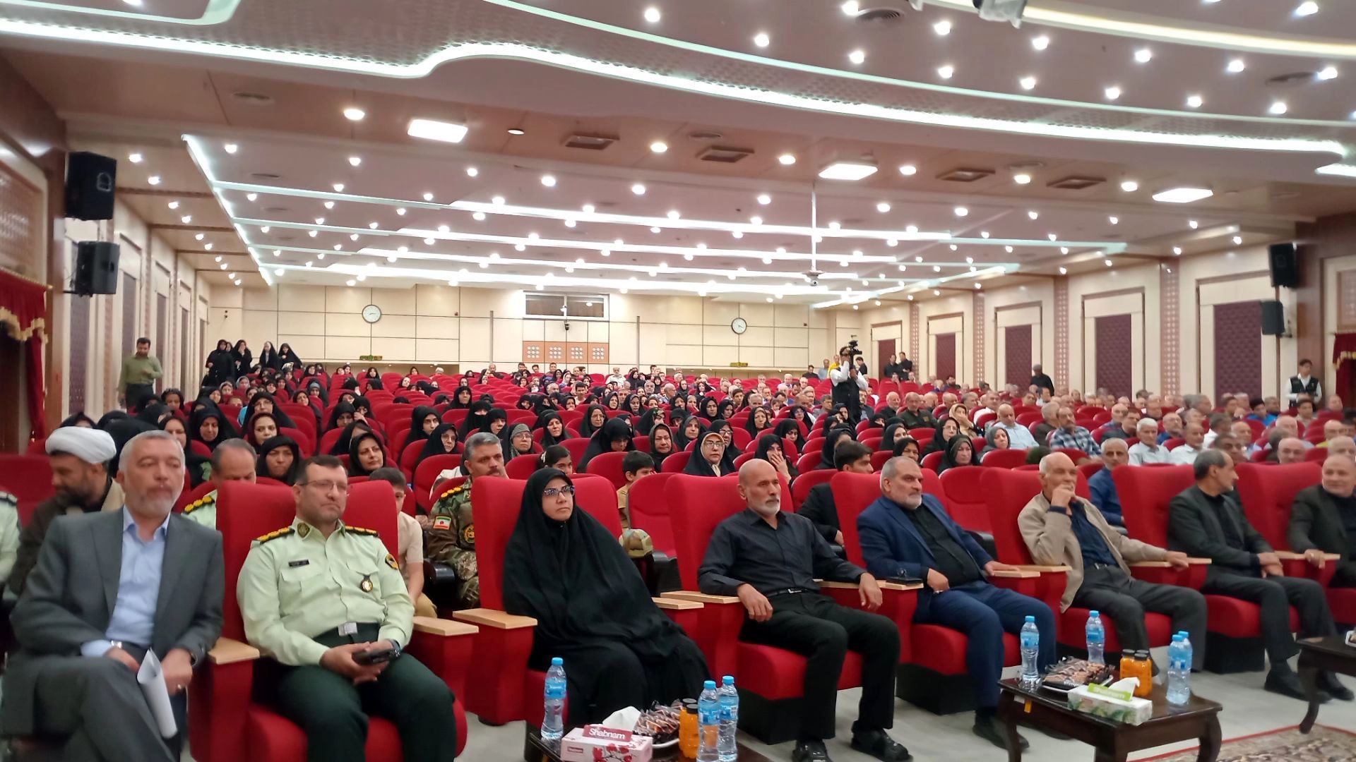 تجلیل از اسرا و رونمایی از آثار فاخر در طرح الماس‌های درخشان