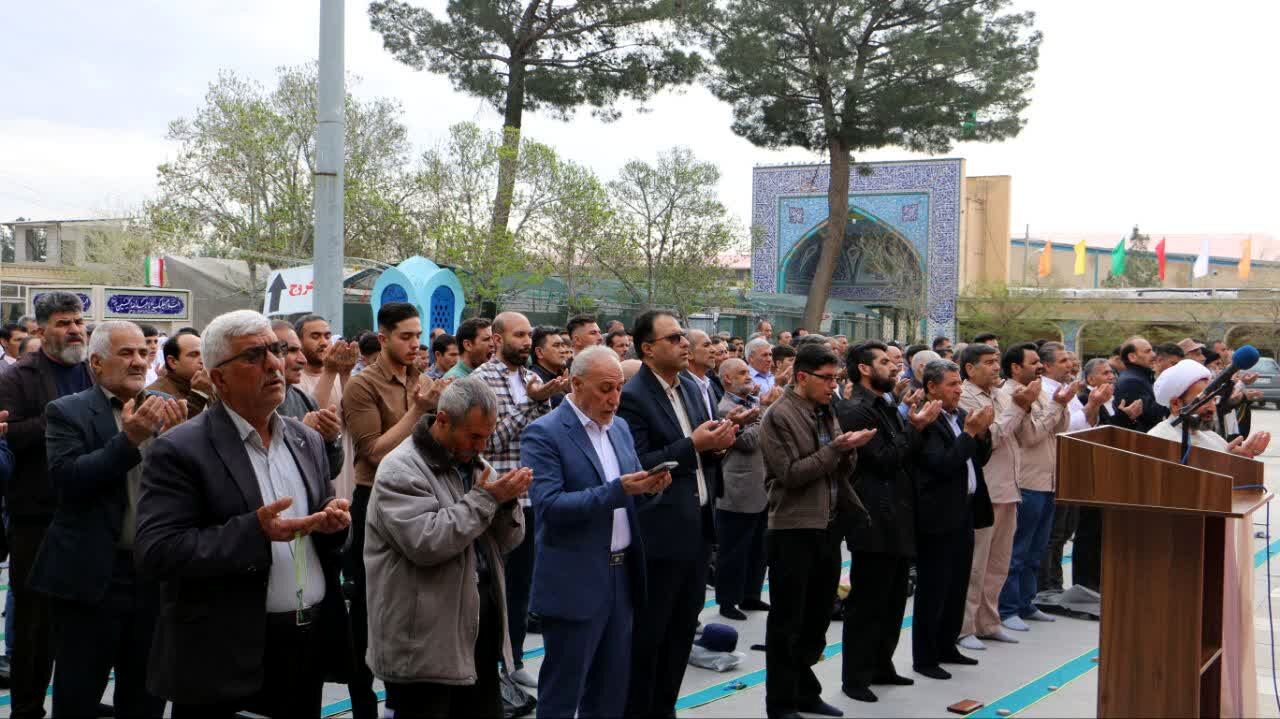برگزاری با شکوه نماز عید فطر در صفادشت ملارد 