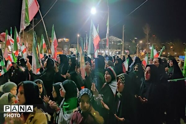 هجدهمین شب از اجتماعات خیابانی در شهر بار نیشابور