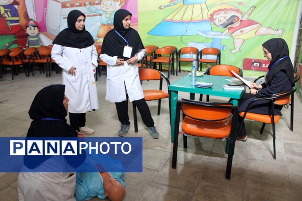 رقابت‌های مراقبین سلامت قم در بخش امداد و نجات