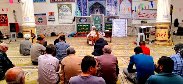 برگزاری مراسم اعتکاف پدر پسری در مسجد جامع آشخانه