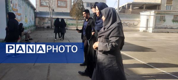بازدید استانی کارشناس بهداشت از دبیرستان شهید محمدی پور
