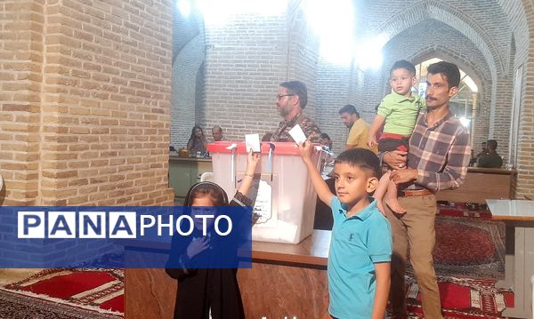 دقایق پایانی انتخابات ریاست‌جمهوری در شهرستان نیشابور 