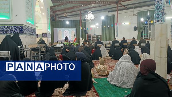  محفل انس با قرآن در امامزاده سید محمد (ع) کاشمر