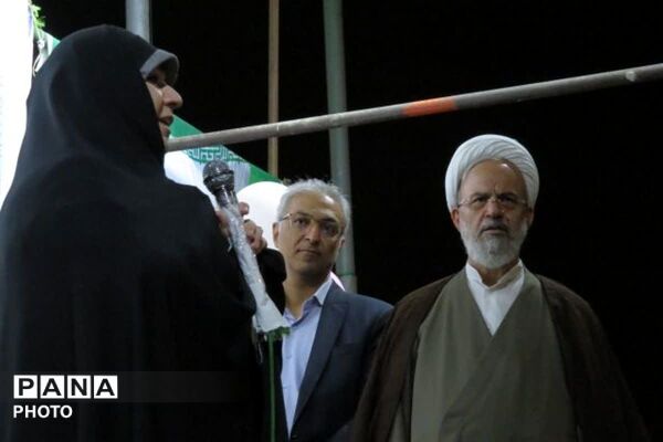 حضوری متفاوت در شبی به یادماندنی در سنگر خیابان