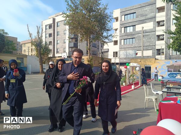 المپیاد ورزشی دبیرستان نمونه دولتی آینده‌سازان ناحیه ۴ کرج