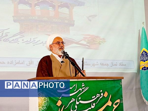 نماز جمعه در شهرستان کاشمر 