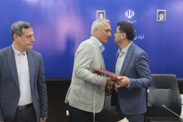 جلسه انتخاب هیأت مدیره حامیان پردیس دانشگاه تهران در گلوگاه 