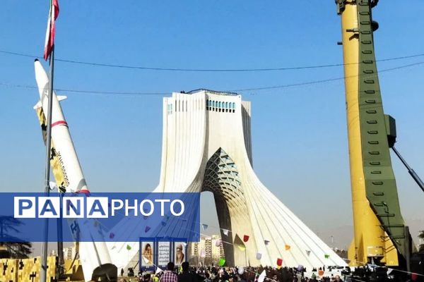فرزندان ایران از مدارس شهریار تا راهپیمایی