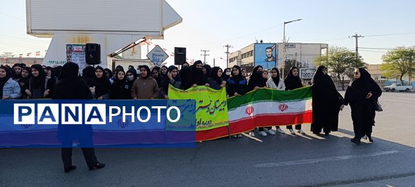دانش‌آموزان دهلرانی در راهپیمائی ۲۲بهمن