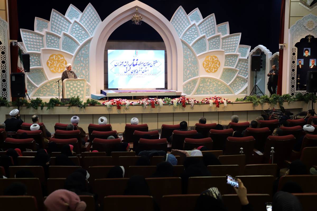 نماز نقش مهمی در سیاستگذاری‌های دینی و اخلاقی دارد