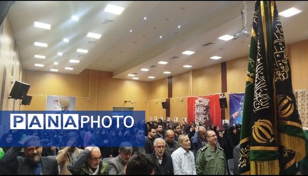 یادواره شهدای انقلاب اسلامی در تویسرکان