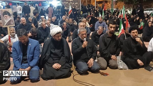 حضور مسئولان شهرستان در شب‌های تجمع