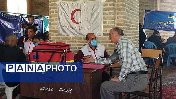 گذری بر حضور ادارات مختلف نیشابور در سومین جمعه آذر ماه 