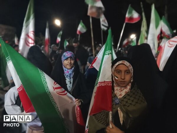 دهه نودی ها برای انتقام خون هم کلاسی‌هایشان به میدان آمدند