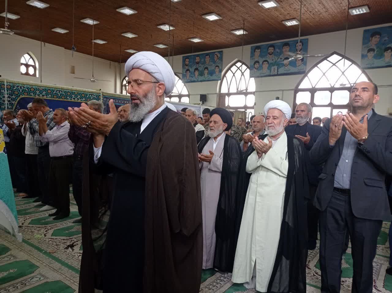 اقامه نماز جمعه در میاندورود 