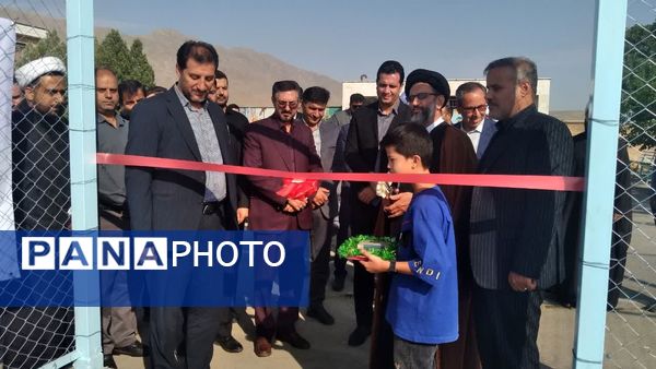  افتتاح اولین زمین ورزشی درون مدرسه‌ای تایل‌کورت استان مرکزی درمدرسه زینب کبری(س) شازند 