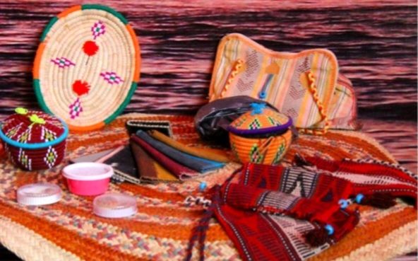 صنایع دستی کوچک نبض فرهنگ و هویت ملی هستند