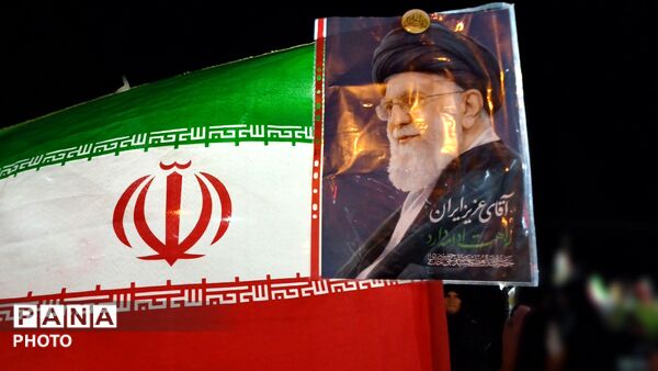 مردمی از جنس نور
