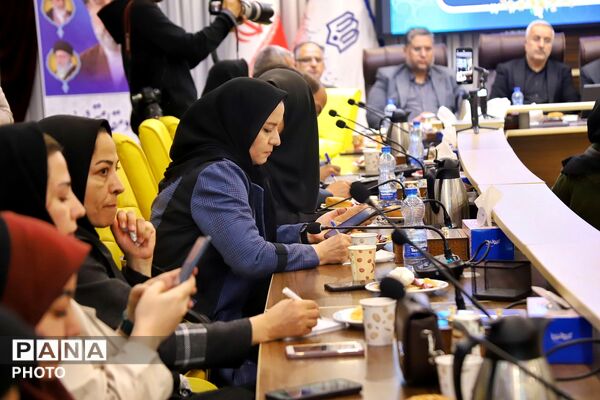 نشست خبری مدیرکل نوسازی، توسعه و تجهیزات مدارس آذربایجان شرقی