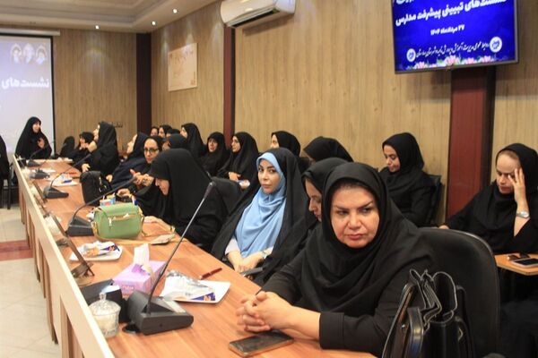 برگزاری نشست بصیرتی جهاد تبیین پیشرفت مدارس در بهارستان‌دو