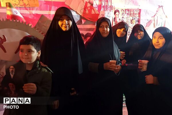 هجدهمین‌ شب اجتماع سراسری مردم شهرستان قرچک