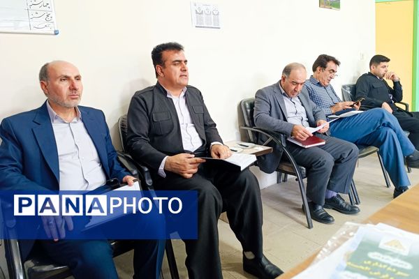 حضور معاون پرورشی و فرهنگی اداره‌کل آموزش و پرورش در جوانرود