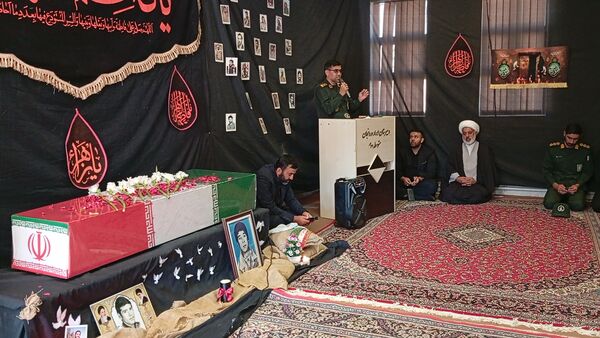 یاد شهید گمنام، چراغ راه دانش‌آموزان وردنجانی 