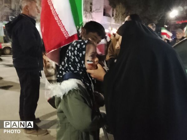 مراسم تشییع دو شهید شهرک صنعتی خیام زبرخان در حسینیه امام نیشابور 