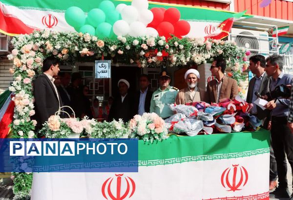 زنگ انقلاب در مدارس رودبار جنوب به صدا درآمد 