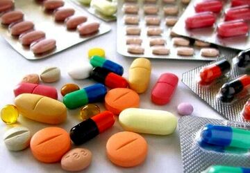 لزوم توجه ویژه به امکان تداخلات دارویی و مکمل‌ها