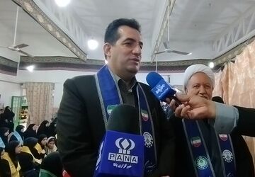 سنخواست یکی از شهر های پیشتاز در اعتکاف رمضانیه دانش آموزی است 