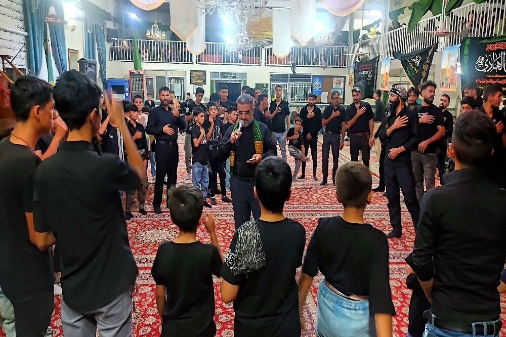 مراسم عزاداری شب تاسوعای حسینی در مسجد جامع شهر بار