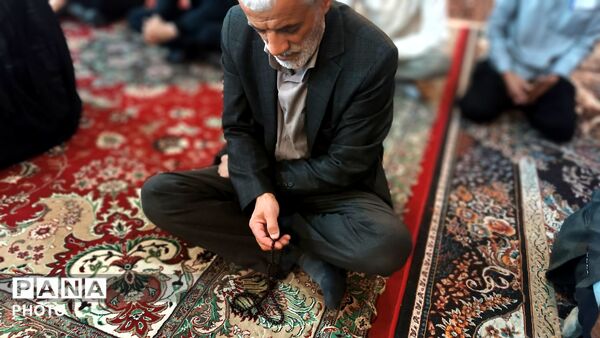 تجلی اتحاد و همبستگی در نماز جمعه فارسان