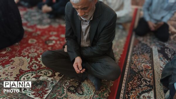 تجلی اتحاد و همبستگی در نماز جمعه فارسان
