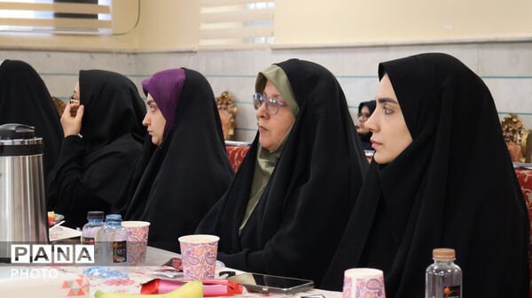 نشست تخصصی اداره فرهنگی ، اردویی و فضاهای پرورشی شهر تهران