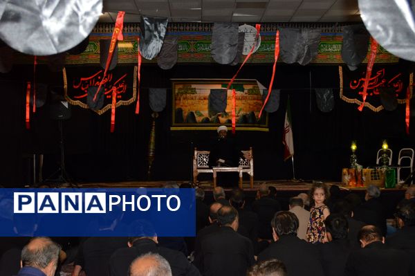 مراسم شب‌دهم محرم در هیئت فرهنگیان  نیشابور