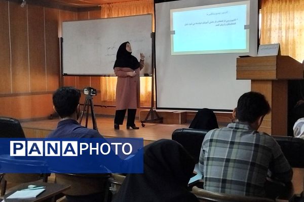 جلسه سرگروه‌های اجتماعات یادگیری