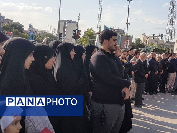 تجمع مشهدی‌ها در فراق سیدالشهدای خدمت