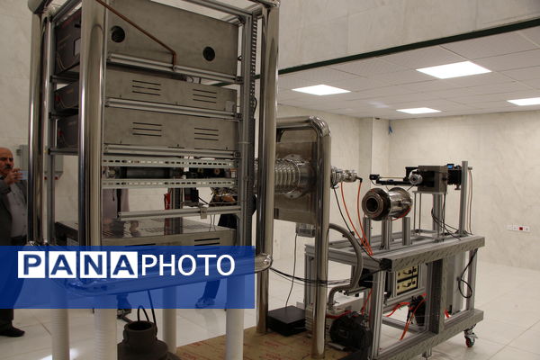 اهدا دستگاه شتابگر الکترونی به دانشگاه یزد