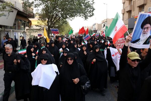 اعلام انزجار مردم قم از یاوه گویی‌های استکبار جهانی با راهپیمایی «عهد خون»