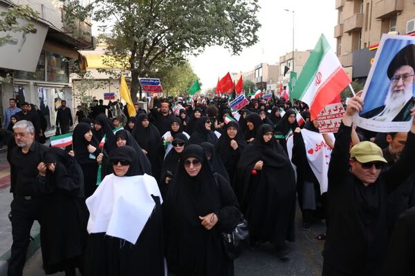 اعلام انزجار مردم قم از یاوه گویی‌های استکبار جهانی با راهپیمایی «عهد خون»