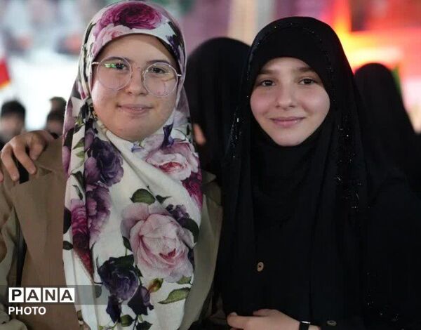 بیست و پنجمین موج تجمع مردم فردیس در مــراسم شهـادت قائد امت و بـیـعت با رهبری