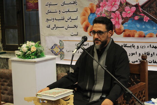 محفل انس با قرآن کریم در گلوگاه