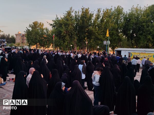 دعای پر فیض عرفه و مناجات عاشقانه امام حسین«؏» در آستان مقدس حضرت حقوق نبی«؏»