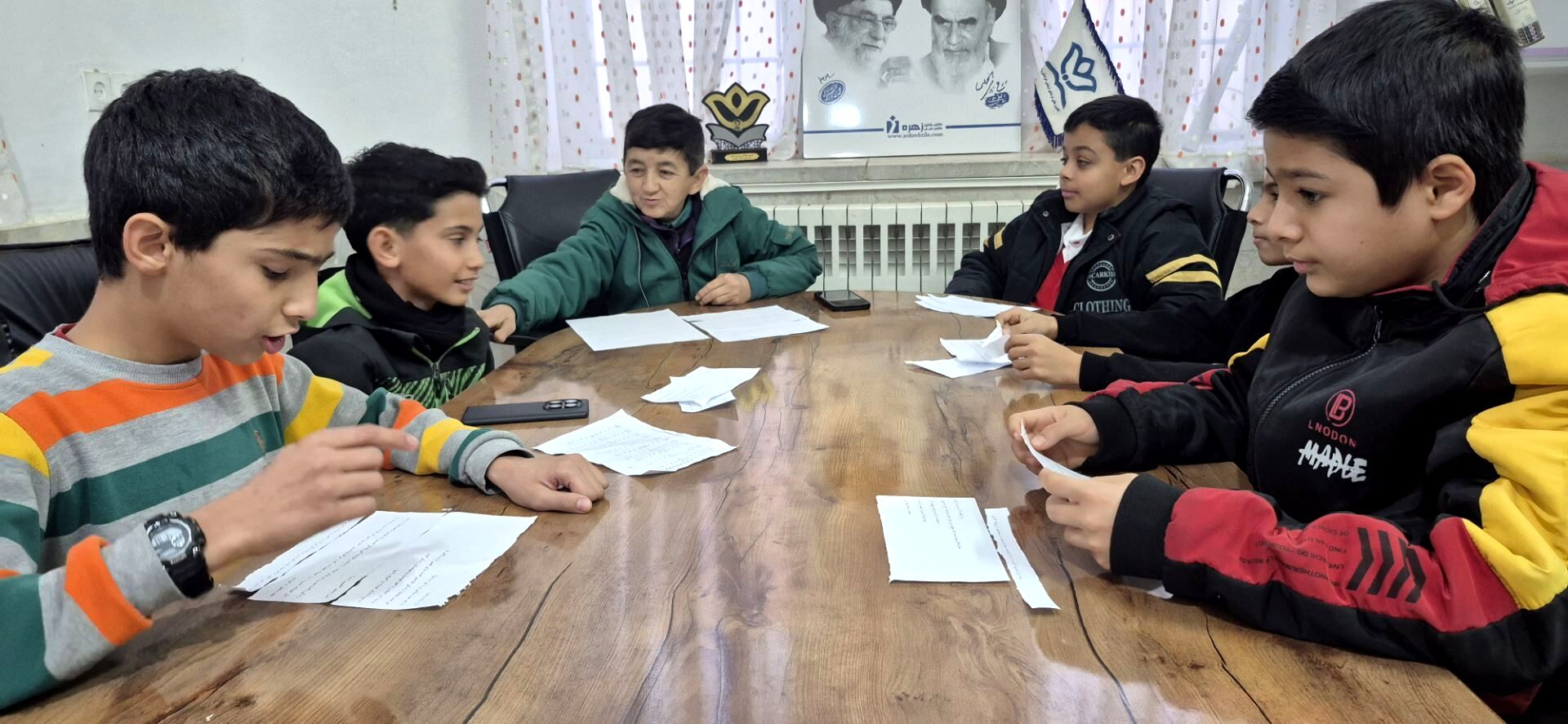 هم اندیشی انجمن خبرنگاری پسران کانون لقمان کاشمر