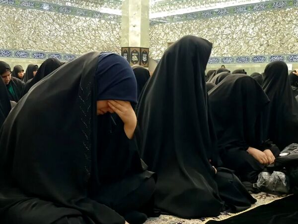 محفل هفتگی هیات «معصومانه» با حضور دختران دبیرستانی در قم