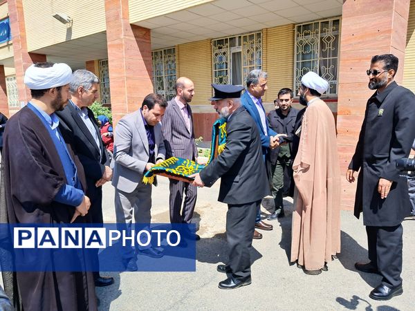 پرچم متبرک رضوی در مدارس شهرستان عجب‌شیر 