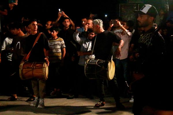تجمع مردم بندرعباس برای جانباختگان بندر شهید رجایی