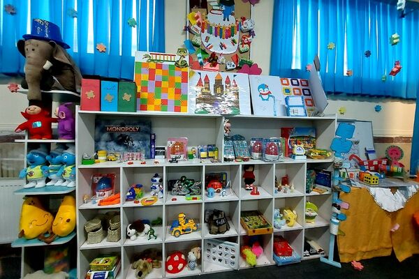 افتتاحیه اتاق بازی- یادگیری، کتابخانه و اتاق هوشمند دبستان دکتر اکبری باقرشهر 